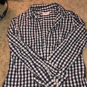 Vineyard vines navy button down